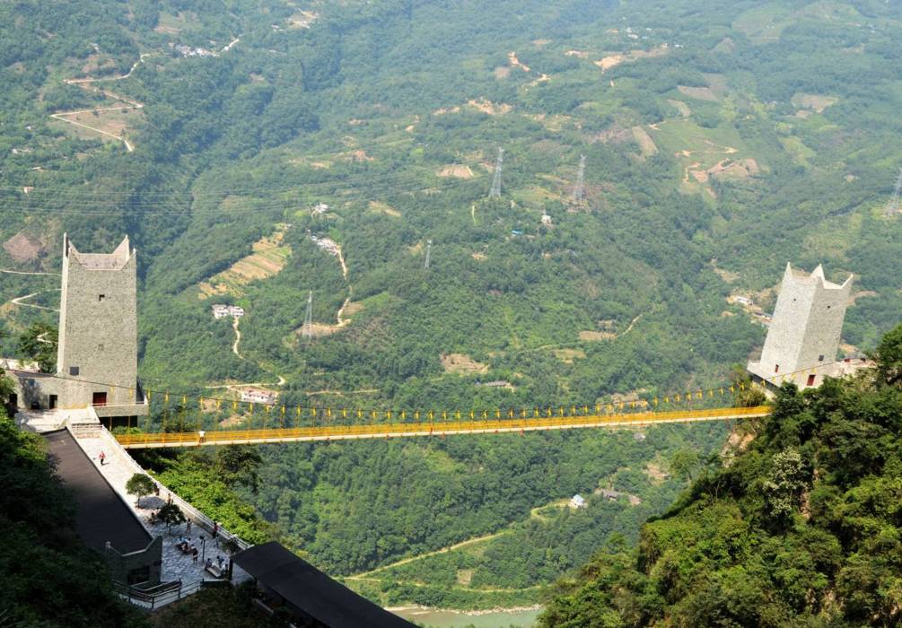 处辛夷花观赏点去过的竟说坑?冰球突破技巧深扒四川绵阳3(图2) 处辛夷花观赏点去过的竟说坑?冰球突破技巧深扒四川绵阳3(图2)